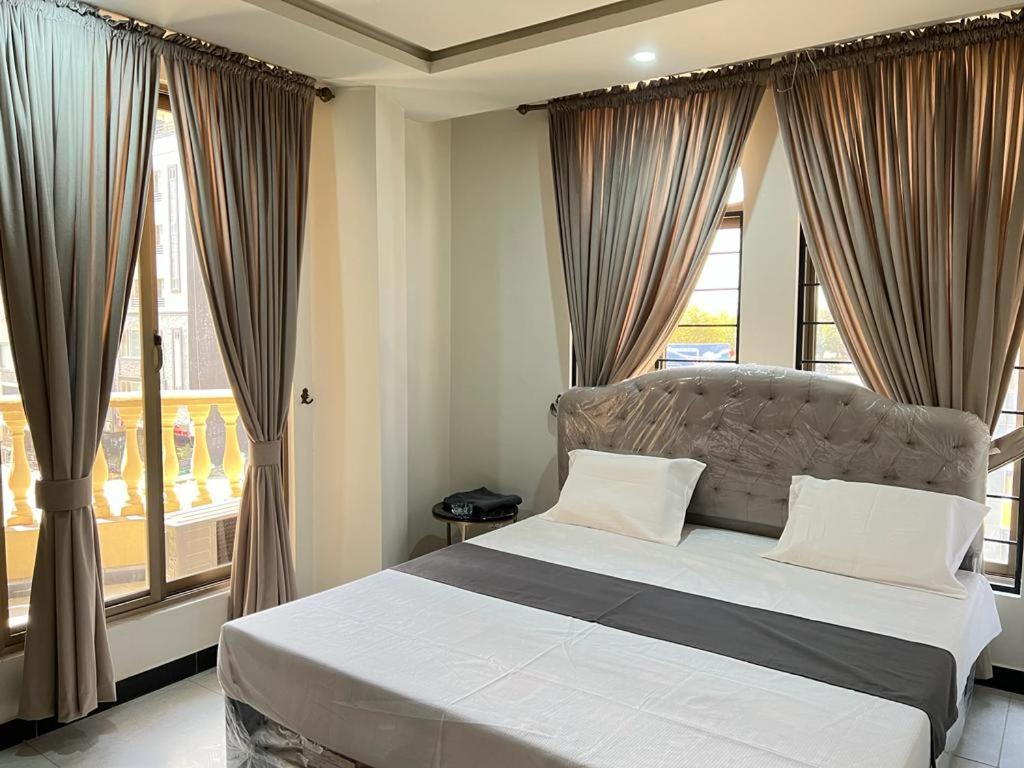 Northern Suites Bahria Town Rawalpindi Esterno foto
