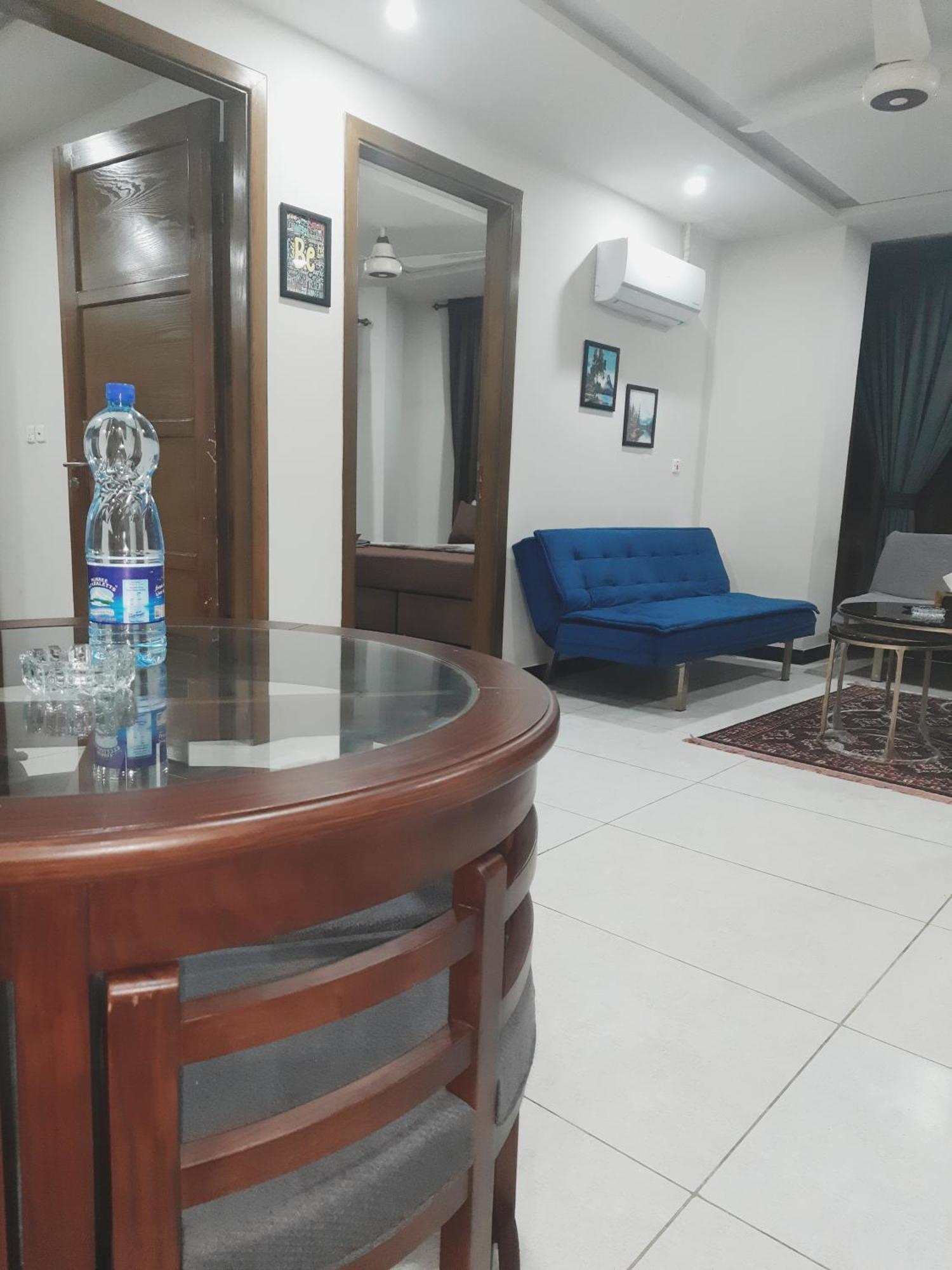Northern Suites Bahria Town Rawalpindi Camera foto